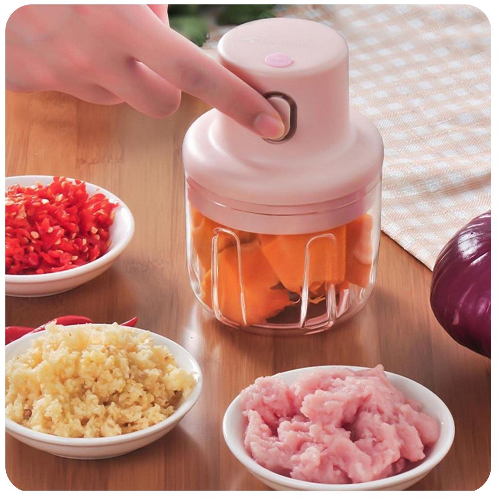 Electric Mini Vegetable Chopper 250ML, Portable Mini Vegetable Chopper with USB Charging Vegetable & Fruit Chopper